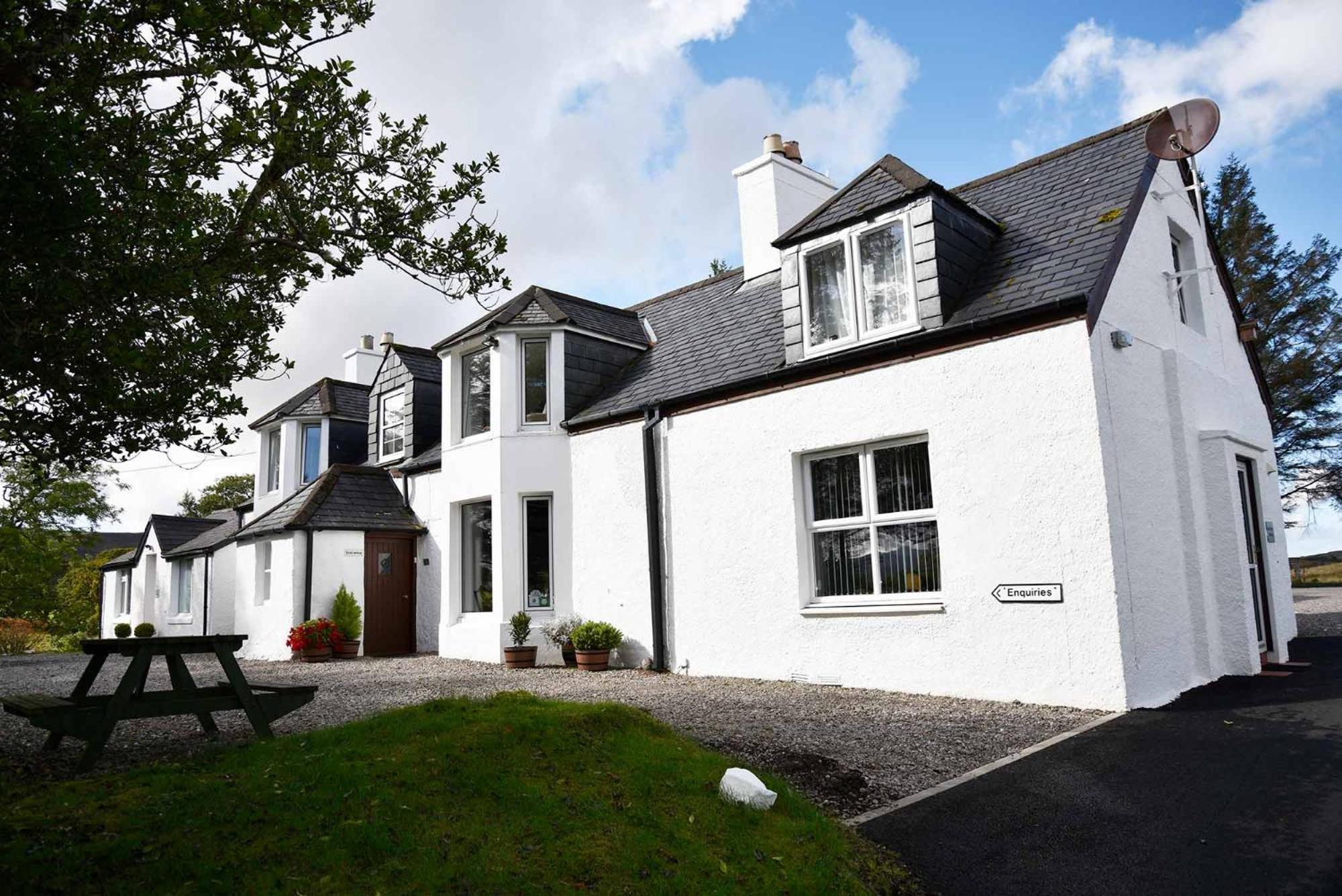 Kiltaraglen House * Portree